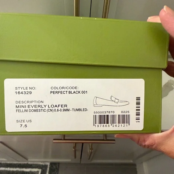 Tory Burch Women's Black Leather Loafers - Picture 2 of 8